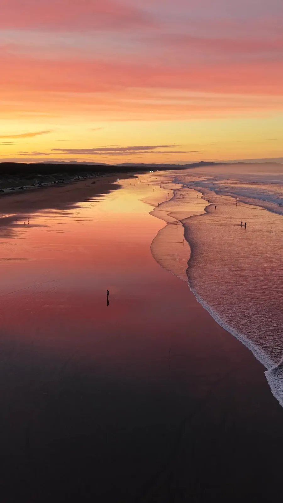  Sunrise over Ninety Mile Beach during the Snapper Bonanza